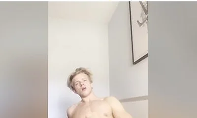 German Twink Is Jerking Off Until He