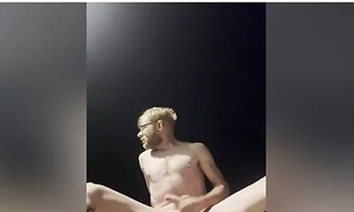 Masturbating Outside And Cumin
