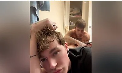 Jake Waxes Atlas - Jake Spencer And Atlas Steele