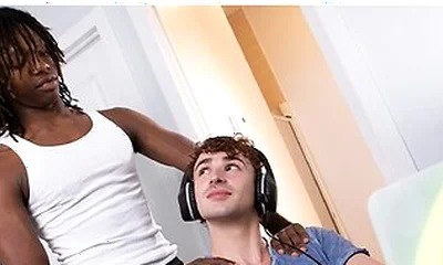 Gamer Ryan Jacobs & Roommate Jade Desire Turn Shoulder Massage Into Jerk Off Session