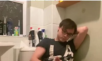 60fps 19 Year Cute Nerd With Huge 8 Cock Cums All Over Himself
