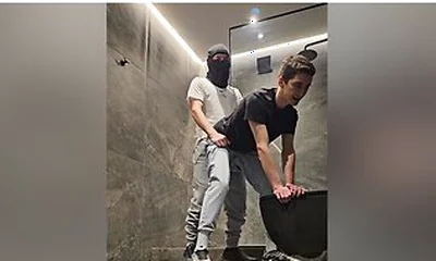 Dude Fuck Guy And Cum On Face