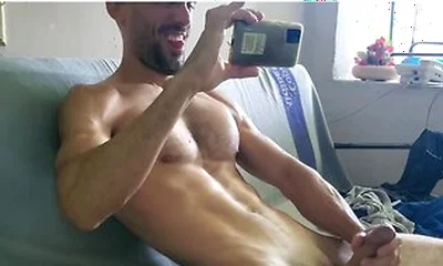 Straight Latino Having Intense Cumshot Flexing His Pec Muscle. Klaus Joe