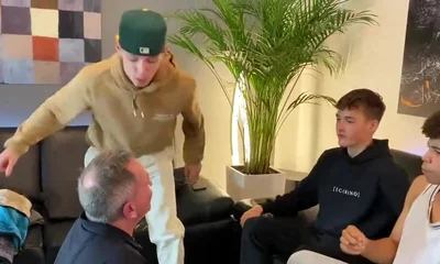 long hair master dirty sneaker