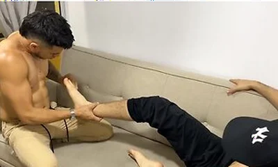 I Enjoy My Straight Roommate In My Bed