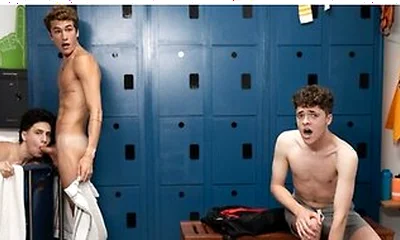 Angel Elias Sucks The Top Marco Alessandro In The Changing Rooms, Then Takes A Ride