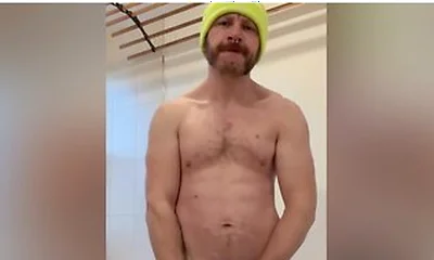 Its Rather Cold Outside! Do You Like My Hat?