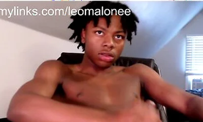 Black Teen 18+ Strokes His Bbc
