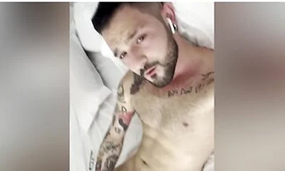 Igor Lucios - Chilling Horny After Training: Sweaty Jerk-off, Socks On, Steamy Release