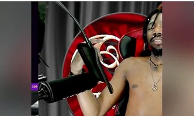 Smutty Story Time With Vaughn Solaire!