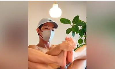 Yu, A Cute Japanese Boy, Masturbates With His Own Cock Between His Soles