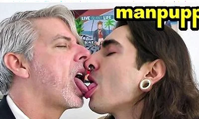 Richard Lennox And Johnny Mercy Savor Each Others Tongue