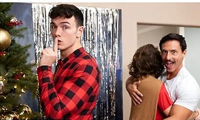 Reese Rideout Sneaks Behind Clark Reid For A Naughty Fuck While His Bf Is In The Kitchen