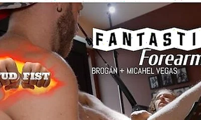 Power Bottom And Rose Bud - Brogan Fist Fucks Straight Dudes Gaping Cunt
