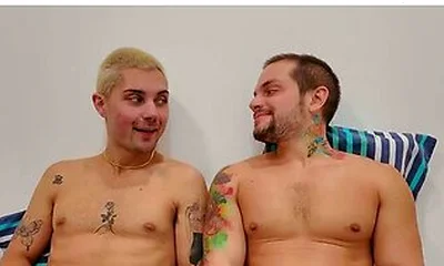 Amateur Aussie Aksen And Billy Are Having Satisfying Bareback Session