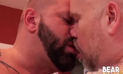 Steve Brody And Cooper Hill - Bears And Anal And Cum