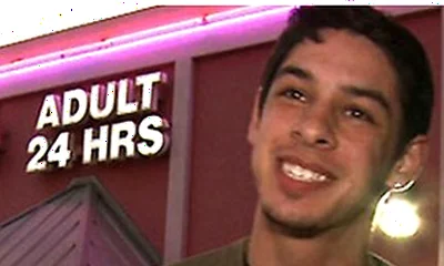 Tony Douglas Gets Surprised Pleasure From Richie Sabatini At The Glory Hole Booth