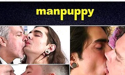 Collection Of Adventurous Men Delving Into Their Partners Delightful Kisses - Leo Blue