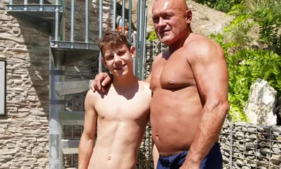 Homo Stepdaddy Pepan E O Novinho Mamando E Fudendo Gostoso - Ollie Barn